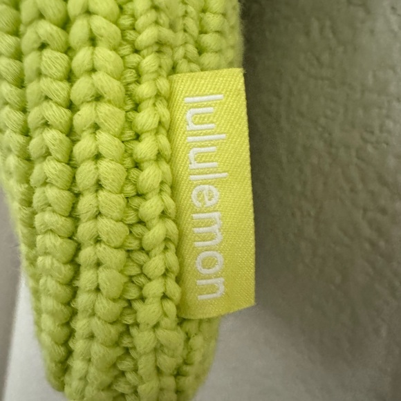 Lululemon Close-Fit Cotton-Blend Ribbed Beanie, same or next day shipping L/XL - Picture 3 of 5